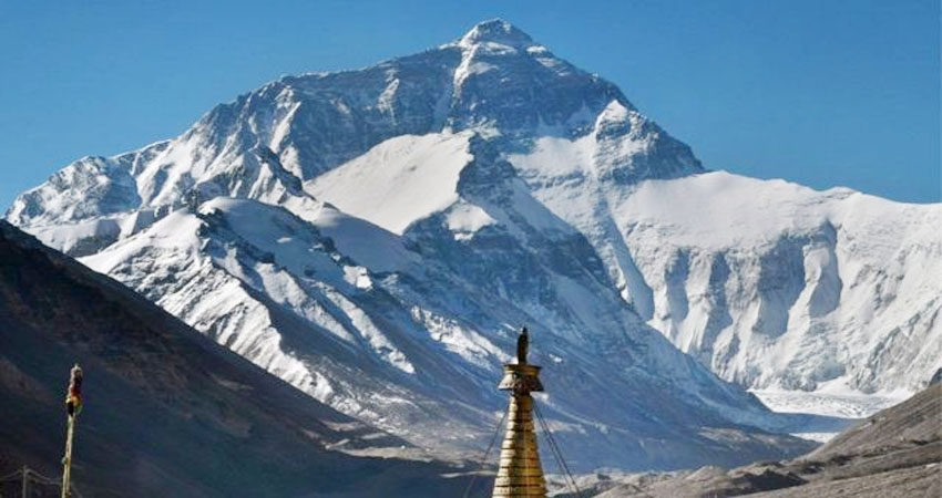 जानें एवरेस्ट के शिखर पर चीन क्यों खींच रहा है विभाजन रेखा? जानें एवरेस्ट के शिखर पर चीन क्यों खींच रहा है विभाजन रेखा?