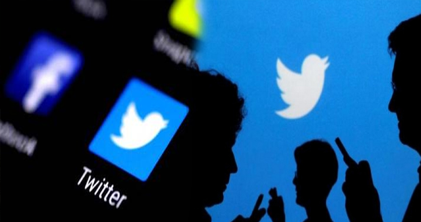 Twitter पर हिंदी को मिला पहला स्थान, गैर-अंग्रेजी भाषाओं के ट्वीट्स भी 40 फीसदी के पार Twitter पर हिंदी को मिला पहला स्थान, गैर-अंग्रेजी भाषाओं के ट्वीट्स भी 40 फीसदी के पार
