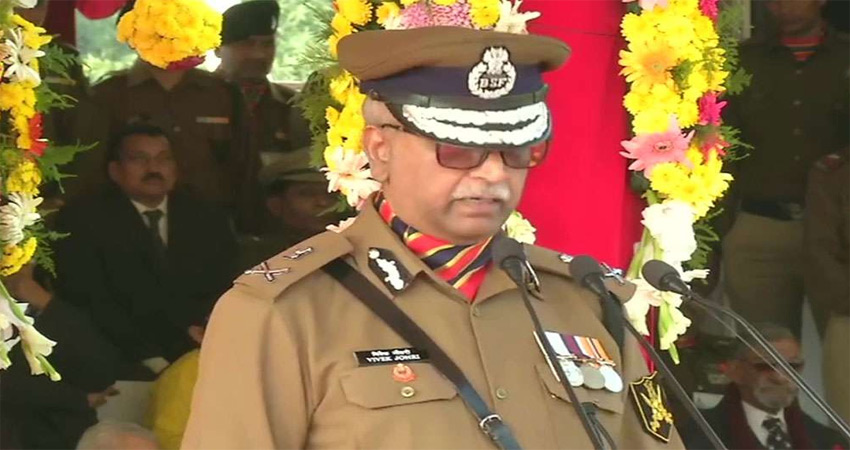भारत-पाक सीमा पर ड्रोन के खतरों से निपटने के लिए BSF ले रहा तकनीकी सहारा: डीजी भारत-पाक सीमा पर ड्रोन के खतरों से निपटने के लिए BSF ले रहा तकनीकी सहारा: डीजी
