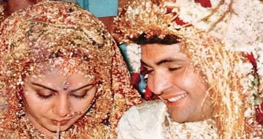 सोशल मीडिया पर वायरल हुआ ऋषि-नीतू कपूर के रिसेप्शन का कार्ड, देखें तस्वीर सोशल मीडिया पर वायरल हुआ ऋषि-नीतू कपूर के रिसेप्शन का कार्ड, देखें तस्वीर