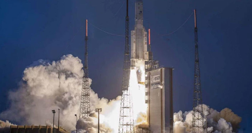 चंद्रयान-2 के आर्बिटर ने विक्रम लैंडर का पता लगाया : ISRO चंद्रयान-2 के आर्बिटर ने विक्रम लैंडर का पता लगाया : ISRO