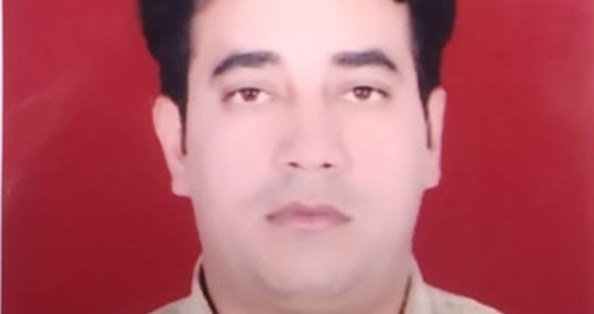 दिल्ली में हिंसा प्रभावित इलाके चांद बाग से आईबी ऑफिसर का शव बरामद दिल्ली में हिंसा प्रभावित इलाके चांद बाग से आईबी ऑफिसर का शव बरामद