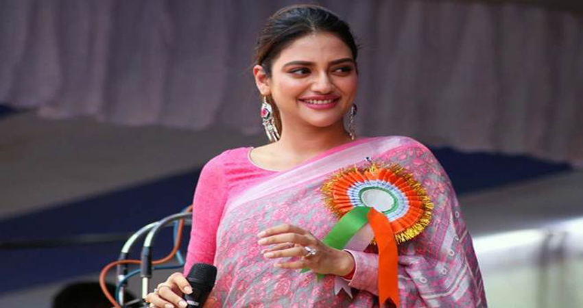 नुसरत जहां ने कहा- मैं पैदाइशी मुसलमान, मुझे लेकर इस्लाम के बहाने फैलाए जा रहे हैं विवाद नुसरत जहां ने कहा- मैं पैदाइशी मुसलमान, मुझे लेकर इस्लाम के बहाने फैलाए जा रहे हैं विवाद