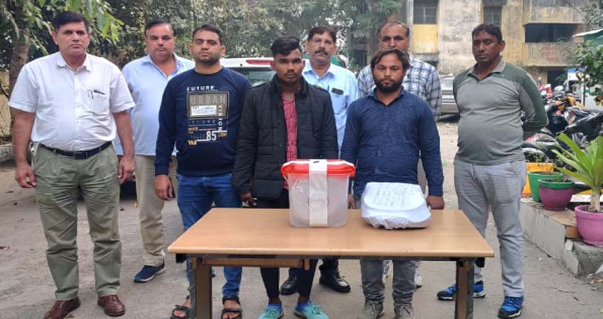 घर में बनानी शुरू कर दी ड्रगस,18 करोड़ की ड्रगस जब्त,दो पकड़े घर में बनानी शुरू कर दी ड्रगस,18 करोड़ की ड्रगस जब्त,दो पकड़े