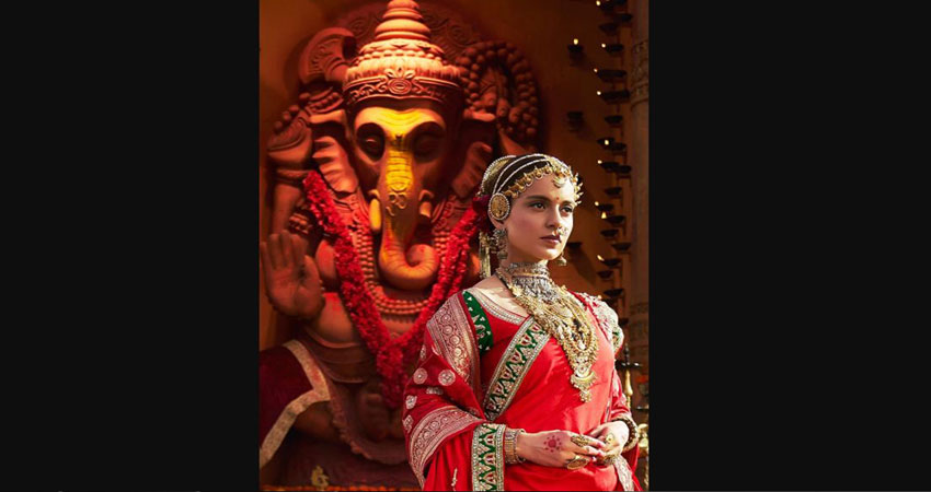 करणी सेना का खौफ बरकरार, कंगना ने घर के बाहर लगाई कड़ी सिक्योरिटी करणी सेना का खौफ बरकरार, कंगना ने घर के बाहर लगाई कड़ी सिक्योरिटी