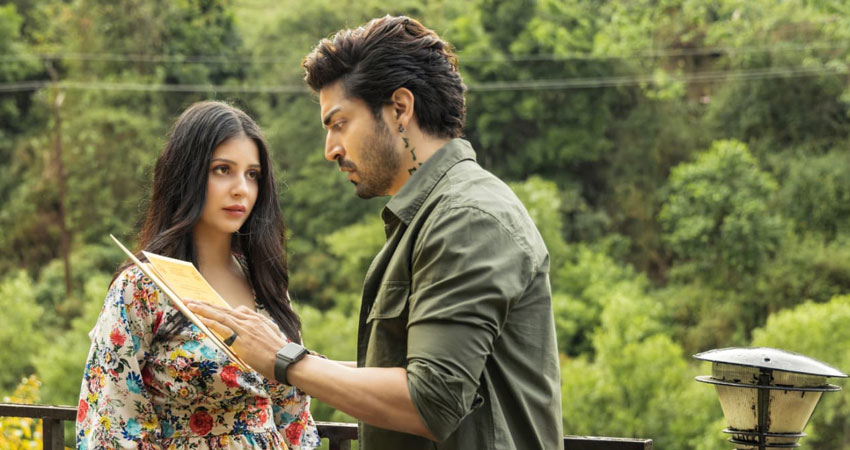 अपने नए सॉन्ग ''बेदर्दी से प्यार का'' के लिए गुरमीत चौधरी ने बनवाया अनोखा टैटू अपने नए सॉन्ग ''बेदर्दी से प्यार का'' के लिए गुरमीत चौधरी ने बनवाया अनोखा टैटू