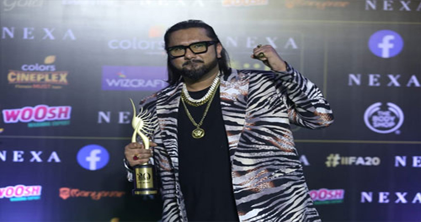 यो यो हनी सिंह ने अपना पहला आइफा 'बेस्ट म्यूजिक डायरेक्शन' का पुरस्कार किया अपने नाम यो यो हनी सिंह ने अपना पहला आइफा 'बेस्ट म्यूजिक डायरेक्शन' का पुरस्कार किया अपने नाम