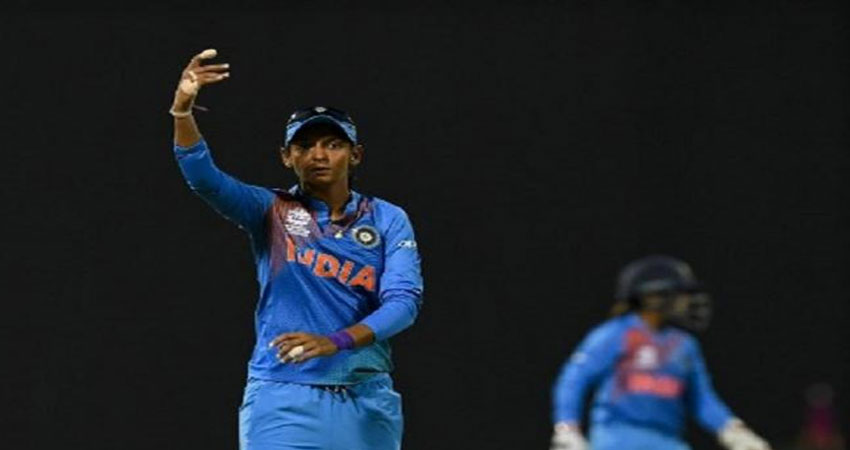 WWT20: मिताली राज को टीम में जगह न देने से नाराज हुए यूजर्स, हरमनप्रीत की लगाई क्लास WWT20: मिताली राज को टीम में जगह न देने से नाराज हुए यूजर्स, हरमनप्रीत की लगाई क्लास
