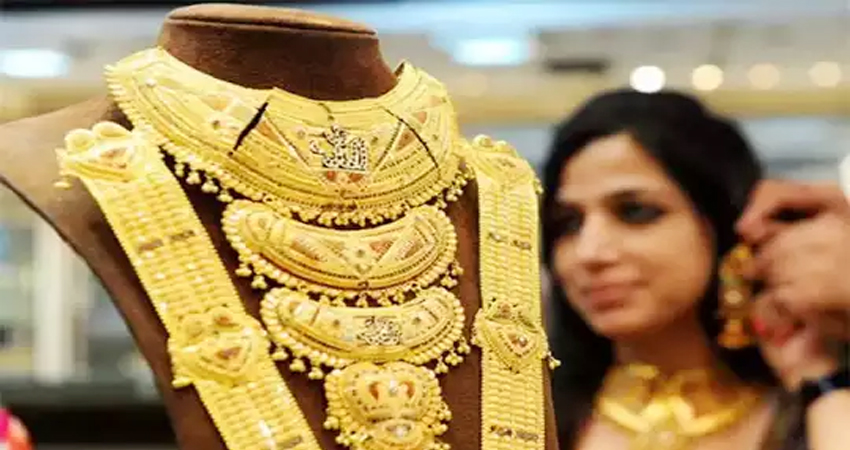 Gold-silver Price: सोने की कीमतों में उछाल, जानें चांदी की किमत Gold-silver Price: सोने की कीमतों में उछाल, जानें चांदी की किमत