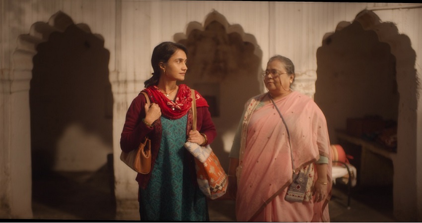 ZEE5 और द वायरल फीवर ने अपनी पहली सीरीज 'सास बहू आचार प्राइवेट लिमिटेड' का किया ऐलान ZEE5 और द वायरल फीवर ने अपनी पहली सीरीज 'सास बहू आचार प्राइवेट लिमिटेड' का किया ऐलान