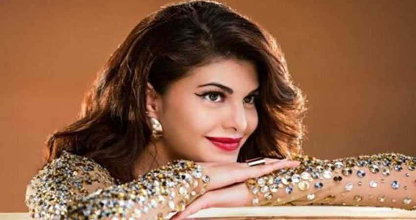 जैकलीन फर्नांडीज ने महाराष्ट्र के दो गांवों के आहार-पोषण के लिए फाउंडेशन से मिलाया हाथ जैकलीन फर्नांडीज ने महाराष्ट्र के दो गांवों के आहार-पोषण के लिए फाउंडेशन से मिलाया हाथ
