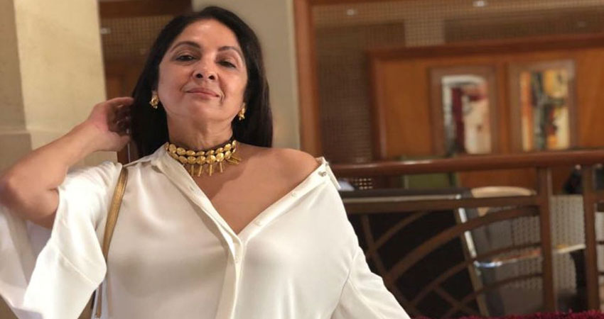 वायरल हो रहा है नीना गुप्ता का यह मजेदार Video, खुद को दे रही है गालियां वायरल हो रहा है नीना गुप्ता का यह मजेदार Video, खुद को दे रही है गालियां