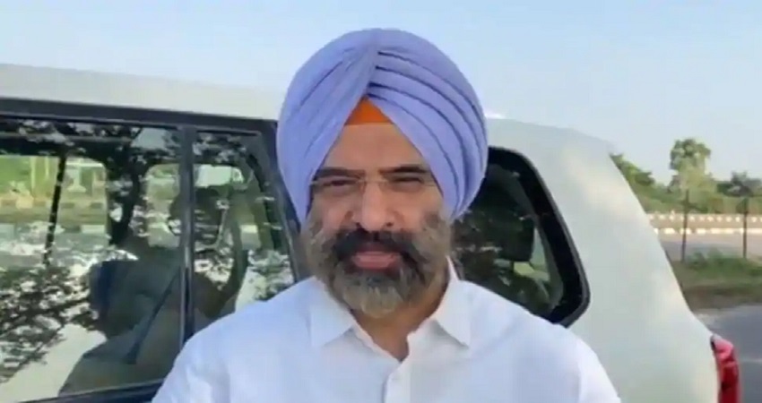 दिल्ली: भ्रष्टाचार मामले में पूर्व विधायक मंजिंदर सिंह सिरसा के खिलाफ लुक आउट नोटिस दिल्ली: भ्रष्टाचार मामले में पूर्व विधायक मंजिंदर सिंह सिरसा के खिलाफ लुक आउट नोटिस