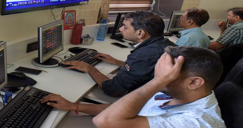 भारत के एयर स्ट्राइक से पाकिस्तानी शेयर बाजार धड़ाम, 1100 अंक टूटा केएसई भारत के एयर स्ट्राइक से पाकिस्तानी शेयर बाजार धड़ाम, 1100 अंक टूटा केएसई