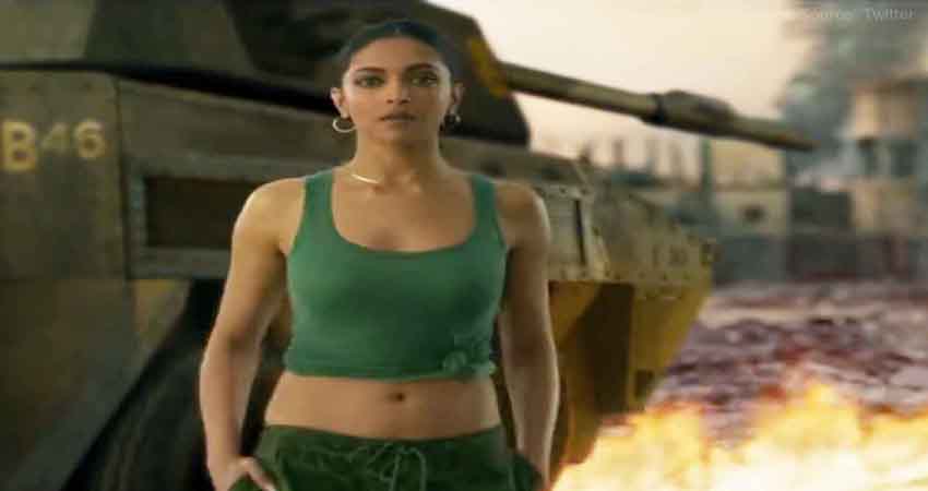 नेटिजन्स ने की ''पठान'' के टीजर में दीपिका पादुकोण के सुपर हॉट लुक की तारीफ नेटिजन्स ने की ''पठान'' के टीजर में दीपिका पादुकोण के सुपर हॉट लुक की तारीफ