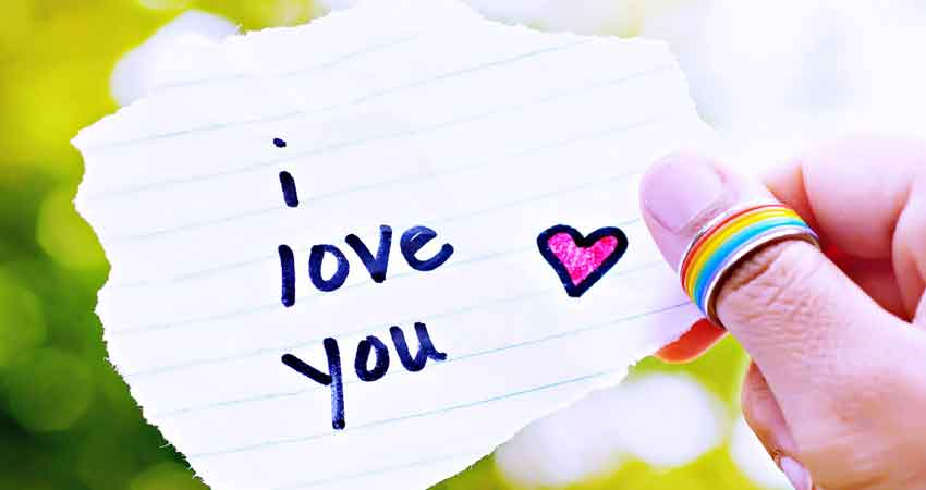 बिना ILoveYou बोले ऐसे करें प्यार का इजहार बिना ILoveYou बोले ऐसे करें प्यार का इजहार
