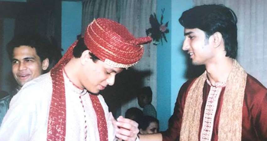 सुशांत की मौत के 3 महीने बाद सोशल मीडिया पर वायरल हुई उनकी ये अनदेखी तस्वीर सुशांत की मौत के 3 महीने बाद सोशल मीडिया पर वायरल हुई उनकी ये अनदेखी तस्वीर