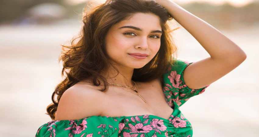 'बंटी और बबली 2' से बड़े पर्दे पर डेब्यू करने वाली शरवरी के हाथ लगा यह बड़ा प्रोजेक्ट 'बंटी और बबली 2' से बड़े पर्दे पर डेब्यू करने वाली शरवरी के हाथ लगा यह बड़ा प्रोजेक्ट