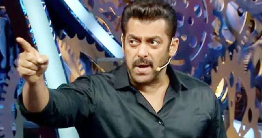 Bigg Boss 13: पहला टास्क रद्द होने से घरवालों पर भड़के सलमान, कहा- निकल जाओ मेरे घर से! Bigg Boss 13: पहला टास्क रद्द होने से घरवालों पर भड़के सलमान, कहा- निकल जाओ मेरे घर से!
