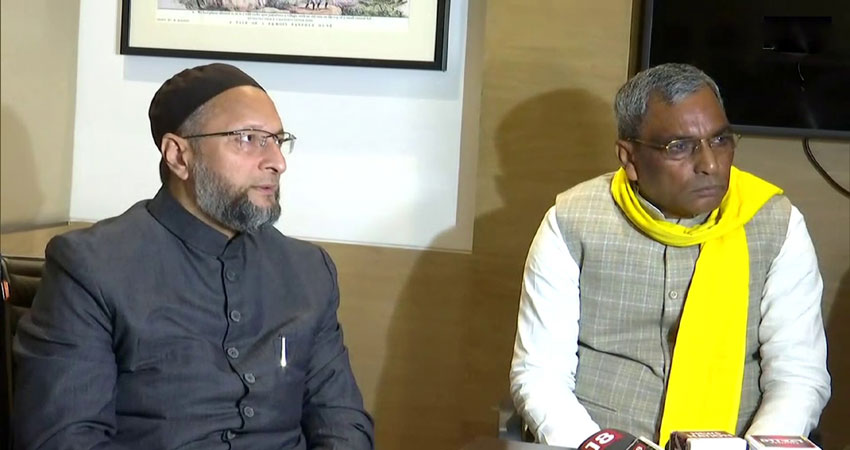 AAP के बाद अब ओवैसी भी UP विधानसभा चुनाव के मैदान में, ये है प्लान AAP के बाद अब ओवैसी भी UP विधानसभा चुनाव के मैदान में, ये है प्लान