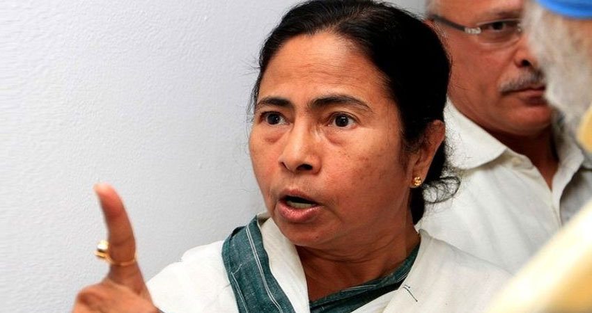 ममता ने किया ऐलान, बंगाल में रहना है तो बोलनी होगी बांग्ला ममता ने किया ऐलान, बंगाल में रहना है तो बोलनी होगी बांग्ला