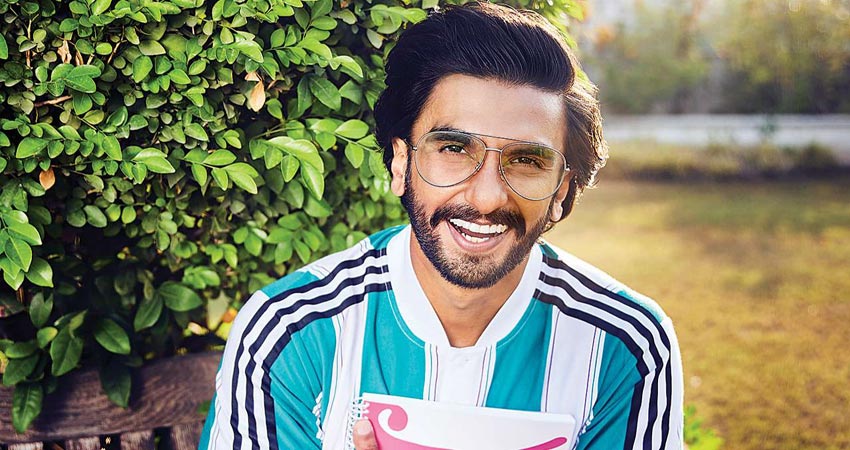 Jayeshbhai Jordaar First Look: गुजराती छोकरो के कैरेक्टर में नजर आए रणवीर सिंह Jayeshbhai Jordaar First Look: गुजराती छोकरो के कैरेक्टर में नजर आए रणवीर सिंह