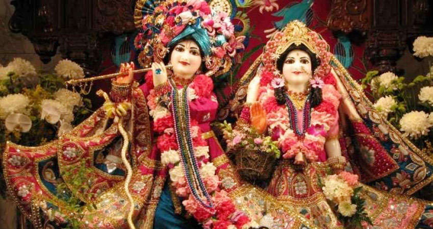 Janmashtami 2020: जानें किस दिन है जन्माष्टमी, इन नियमें से करें पुजा कान्हा देंगे मनचाहा वरदान Janmashtami 2020: जानें किस दिन है जन्माष्टमी, इन नियमें से करें पुजा कान्हा देंगे मनचाहा वरदान