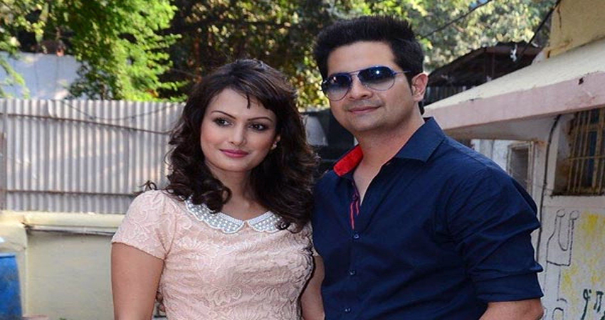 पत्नी संग मारपीट के मामले में गिरफ्तार Karan Mehra, जमानत मिलते ही किए चौंका देने वाले खुलासे पत्नी संग मारपीट के मामले में गिरफ्तार Karan Mehra, जमानत मिलते ही किए चौंका देने वाले खुलासे