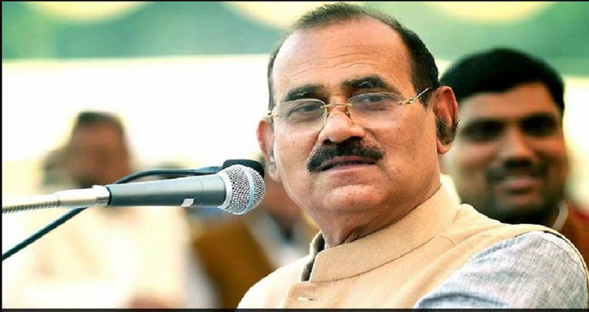 MLA विजय मिश्रा की बढ़ी मुश्किलें, रेप पीड़िता ने कहा- कई बार रेप किया, वीडियो कॉल पर न्यूड... MLA विजय मिश्रा की बढ़ी मुश्किलें, रेप पीड़िता ने कहा- कई बार रेप किया, वीडियो कॉल पर न्यूड...