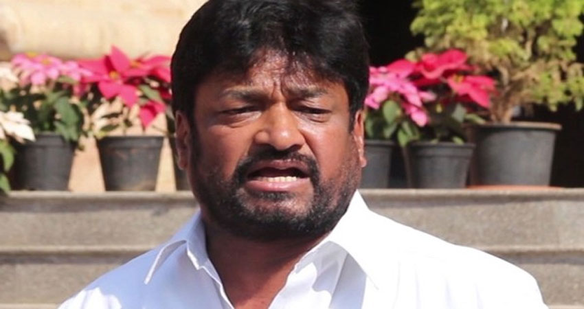 भीमा कोरेगांव: प्रकाश गजभिए ने उद्धव को लिखा पत्र, दलितों से केस वापस लेने की मांग की भीमा कोरेगांव: प्रकाश गजभिए ने उद्धव को लिखा पत्र, दलितों से केस वापस लेने की मांग की