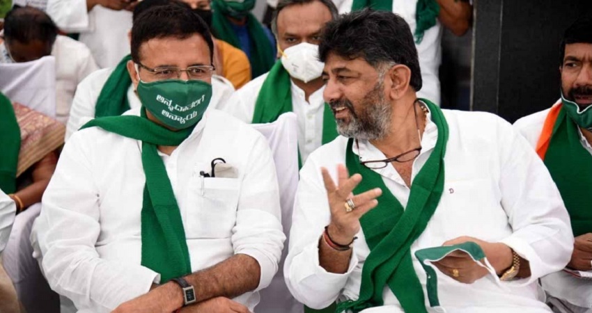 शिवकुमार के खिलाफ CBI की कार्रवाई पर भड़की कांग्रेस, BJP पर साधा निशाना शिवकुमार के खिलाफ CBI की कार्रवाई पर भड़की कांग्रेस, BJP पर साधा निशाना