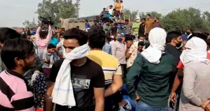 हरियाणा मर्डर केस पर बवाल, दिल्ली-मथुरा हाईवे जाम, परिवार ने PM से कहा- ''यूपी जैसा न्याय'' चाहिए हरियाणा मर्डर केस पर बवाल, दिल्ली-मथुरा हाईवे जाम, परिवार ने PM से कहा- ''यूपी जैसा न्याय'' चाहिए