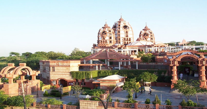 जन्माष्टमी के दिन थाईलैंड से आए फूलों से सजेगा इस्कॉन में कान्हा का दरबार जन्माष्टमी के दिन थाईलैंड से आए फूलों से सजेगा इस्कॉन में कान्हा का दरबार
