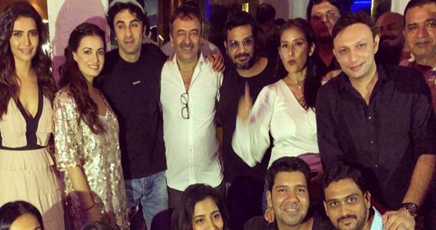 संजू'' की सक्सेस पार्टी से नदारद दिखें संजय दत्त, जानें क्या थी वजह? संजू'' की सक्सेस पार्टी से नदारद दिखें संजय दत्त, जानें क्या थी वजह?
