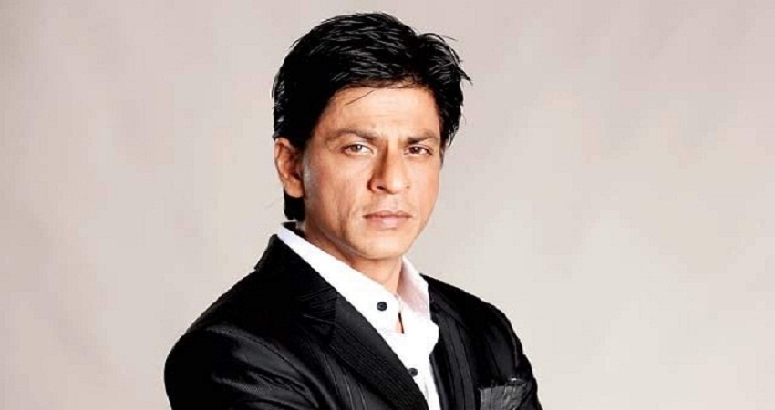 शाहरुख ने रेलवे हादसे की वीडियो के बाद प्रवासी श्रमिक के बच्चे की मदद के लिए बढ़ाया हाथ शाहरुख ने रेलवे हादसे की वीडियो के बाद प्रवासी श्रमिक के बच्चे की मदद के लिए बढ़ाया हाथ