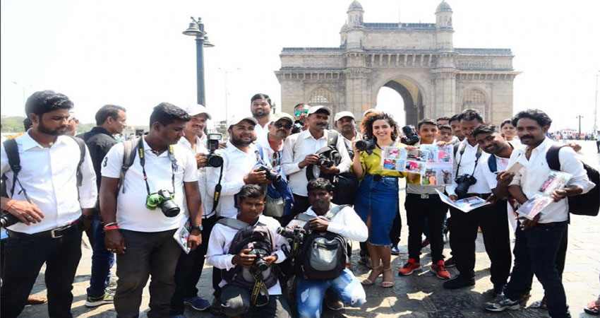 गेटवे ऑफ इंडिया पहुंची सान्या मल्होत्रा, फोटोग्राफरों के साथ खिंचवाया ''फोटोग्राफ'' गेटवे ऑफ इंडिया पहुंची सान्या मल्होत्रा, फोटोग्राफरों के साथ खिंचवाया ''फोटोग्राफ''