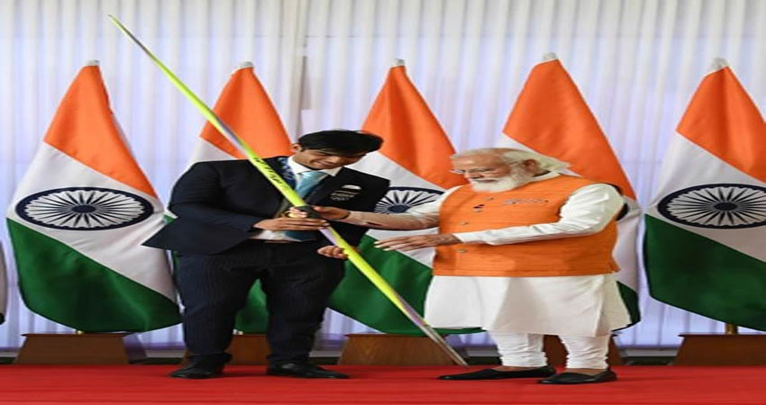 नीरज और सुमित का भाला ई-नीलामी में भी लगा सही निशाने पर नीरज और सुमित का भाला ई-नीलामी में भी लगा सही निशाने पर