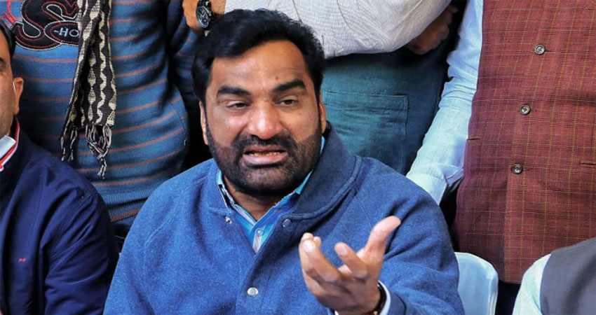 किसान आंदोलन के समर्थन में उतरे हनुमान बेनीवाल, NDA छोड़ने का किया ऐलान किसान आंदोलन के समर्थन में उतरे हनुमान बेनीवाल, NDA छोड़ने का किया ऐलान