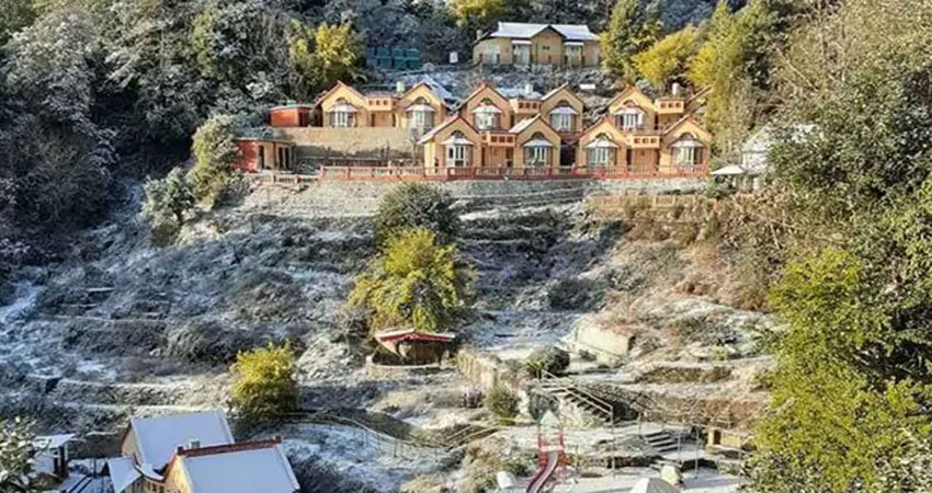 नेपाल में संदिग्ध गैस रिसाव के कारण आठ भारतीयों की हुई मौत नेपाल में संदिग्ध गैस रिसाव के कारण आठ भारतीयों की हुई मौत