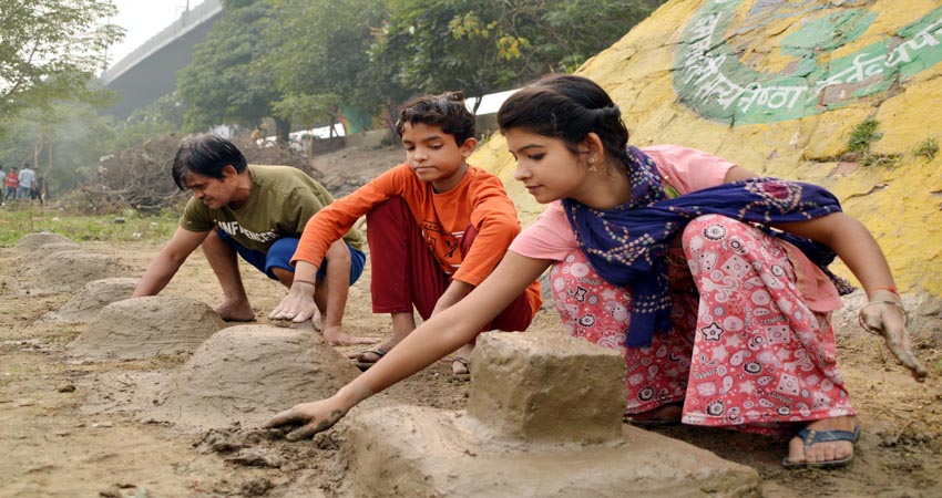 छठ पर्व नजदीक, कुछ हटकर तैयारियां, घाटों का बदला स्वरूप छठ पर्व नजदीक, कुछ हटकर तैयारियां, घाटों का बदला स्वरूप