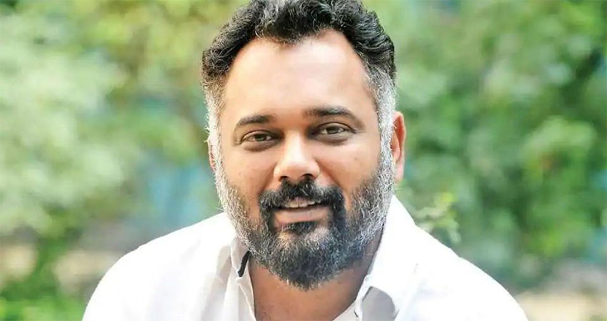 लव रंजन की अगली फिल्म में रणबीर कपूर और श्रद्धा कपूर की जोड़ी आएगी नजर ! लव रंजन की अगली फिल्म में रणबीर कपूर और श्रद्धा कपूर की जोड़ी आएगी नजर !