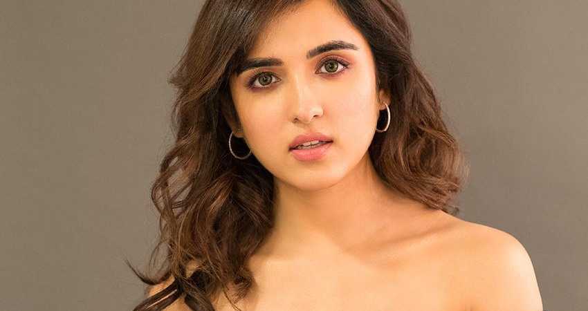 शर्ली सेतिया तेलुगू में करेंगी डेब्यू, नागा शौर्य के साथ आएंगी नजर शर्ली सेतिया तेलुगू में करेंगी डेब्यू, नागा शौर्य के साथ आएंगी नजर