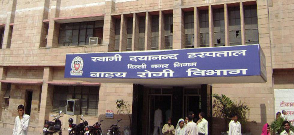 पूर्वी निगम कोरोना मित्र हेल्पलाइन से पहले दिन 97 लोगो ने ली जानकारी पूर्वी निगम कोरोना मित्र हेल्पलाइन से पहले दिन 97 लोगो ने ली जानकारी