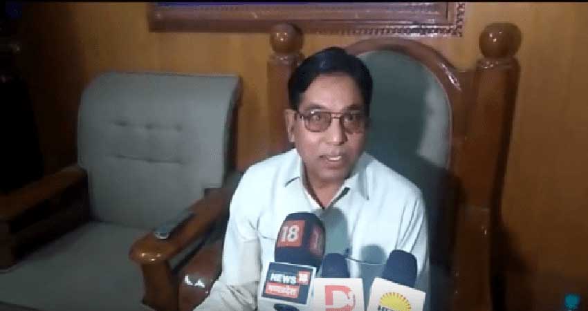 मध्य प्रदेश: बसपा प्रमुख के खिलाफ महिला कार्यकर्ता ने लगाया छेड़छाड़ का आरोप, FIR दर्ज मध्य प्रदेश: बसपा प्रमुख के खिलाफ महिला कार्यकर्ता ने लगाया छेड़छाड़ का आरोप, FIR दर्ज