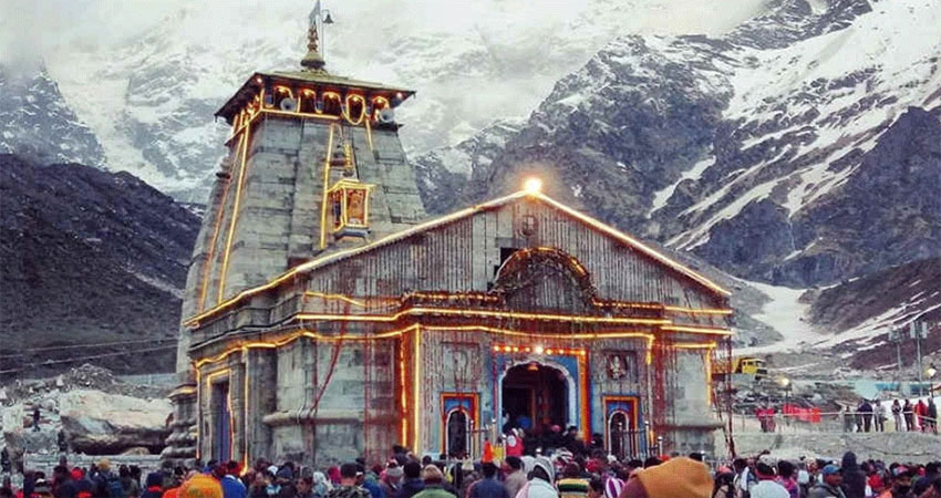 हिमालयी क्षेत्रों में बर्फबारी और निचले इलाकों में हुई बारिश हिमालयी क्षेत्रों में बर्फबारी और निचले इलाकों में हुई बारिश