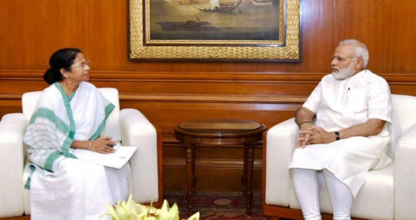 पीएम से मिलीं ममता, बोलीं- CAA और NRC नहीं स्वीकार, मोदी बोले -दिल्ली आकर बात करें पीएम से मिलीं ममता, बोलीं- CAA और NRC नहीं स्वीकार, मोदी बोले -दिल्ली आकर बात करें