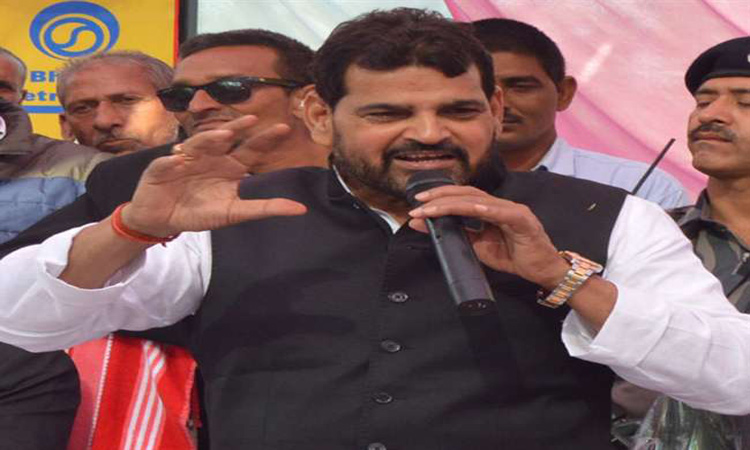 बीजेपी सांसद का तर्क, धर्म या देश के खिलाफ बोलने वालों को सुरक्षा ना दे सरकार बीजेपी सांसद का तर्क, धर्म या देश के खिलाफ बोलने वालों को सुरक्षा ना दे सरकार