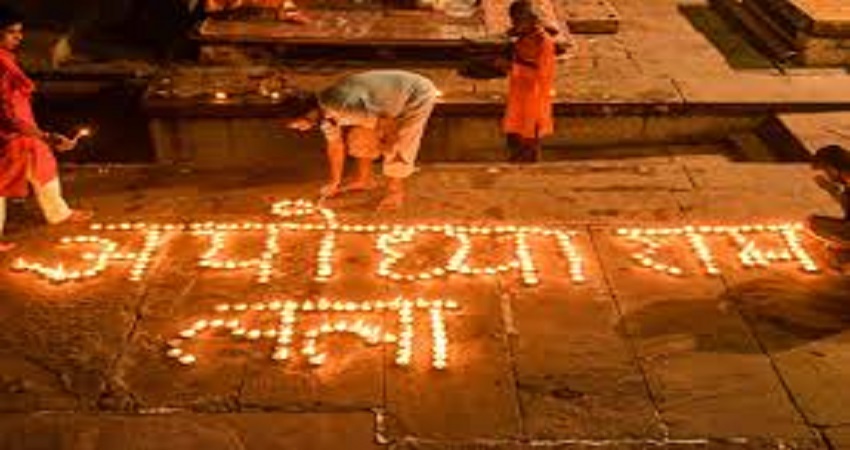 राम मंदिर निर्माण के लिए फर्जी दान रसीदों को लेकर तीन पर मामला दर्ज राम मंदिर निर्माण के लिए फर्जी दान रसीदों को लेकर तीन पर मामला दर्ज