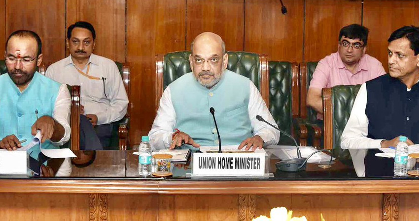 भारत के गलत मानचित्र को लेकर मोदी सरकार की ट्विटर को कड़ी चेतावनी भारत के गलत मानचित्र को लेकर मोदी सरकार की ट्विटर को कड़ी चेतावनी
