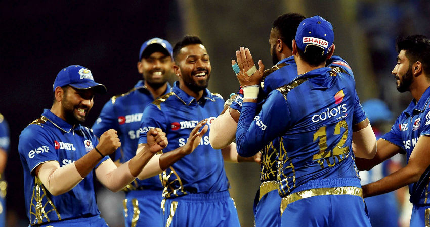 IPL 2020 : सनराइजर्स को मात देकर अंकसूची में टॉप पर पहुंची मुंबई इंडियन्स IPL 2020 : सनराइजर्स को मात देकर अंकसूची में टॉप पर पहुंची मुंबई इंडियन्स